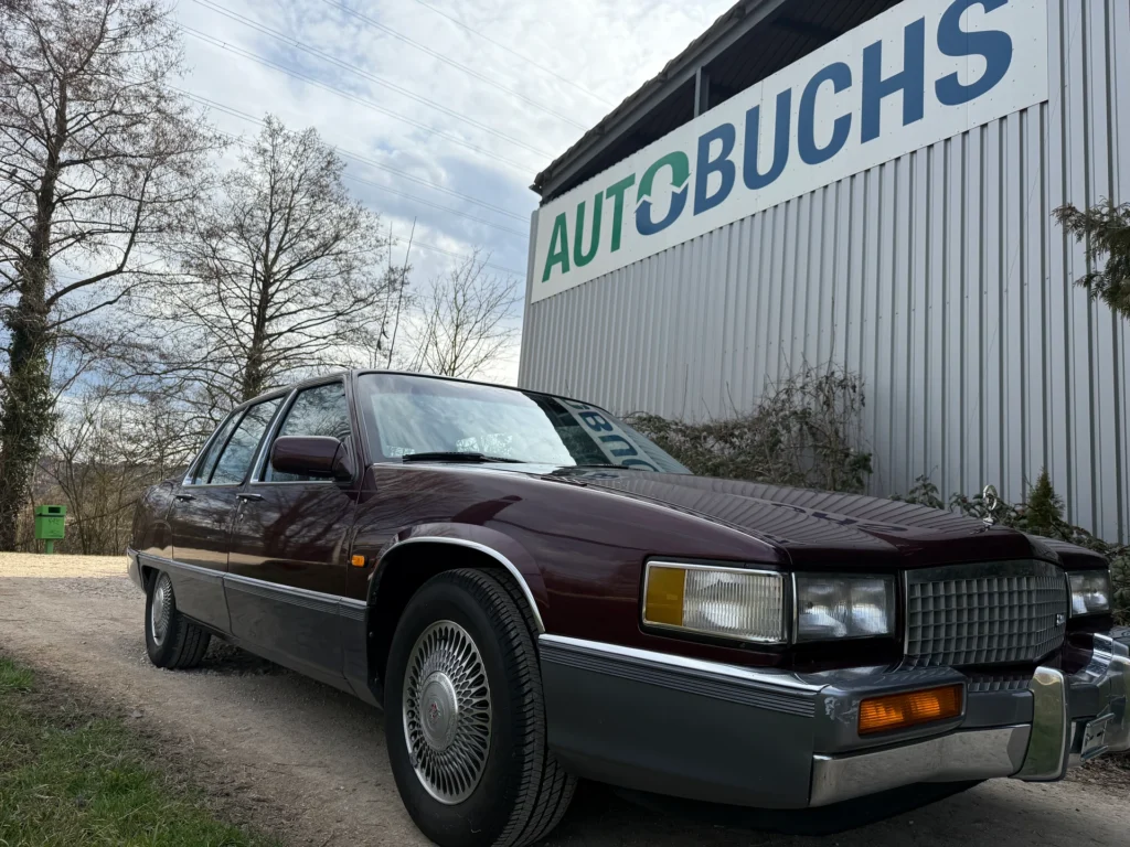 CADILLAC Deville 4.5
